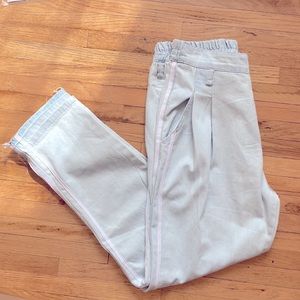 Boyfriend fit light-wash jeans